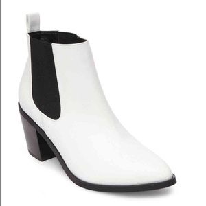 Steve Madden White Ankle Boot OFFERS WELCOME